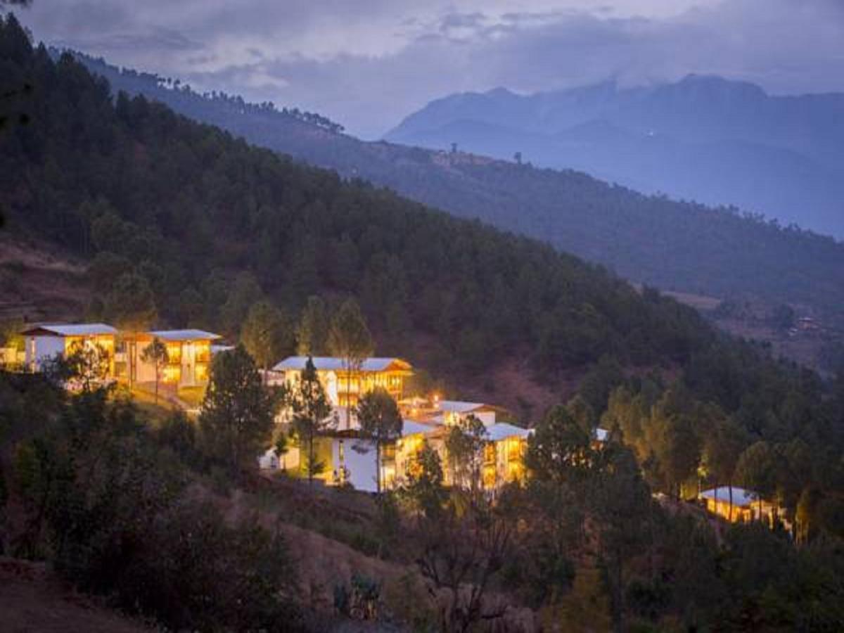 Dhensa Resort Punakʽa Zewnętrze zdjęcie